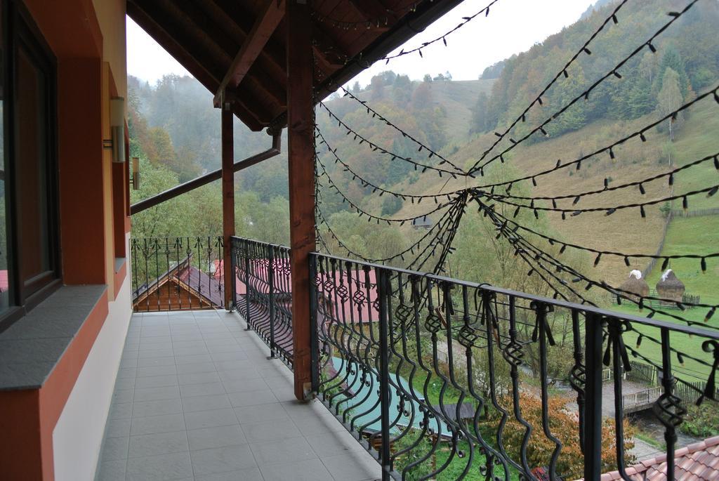 Pensiune Restaurant Piatra Craiului Dîmbovicioara Екстериор снимка